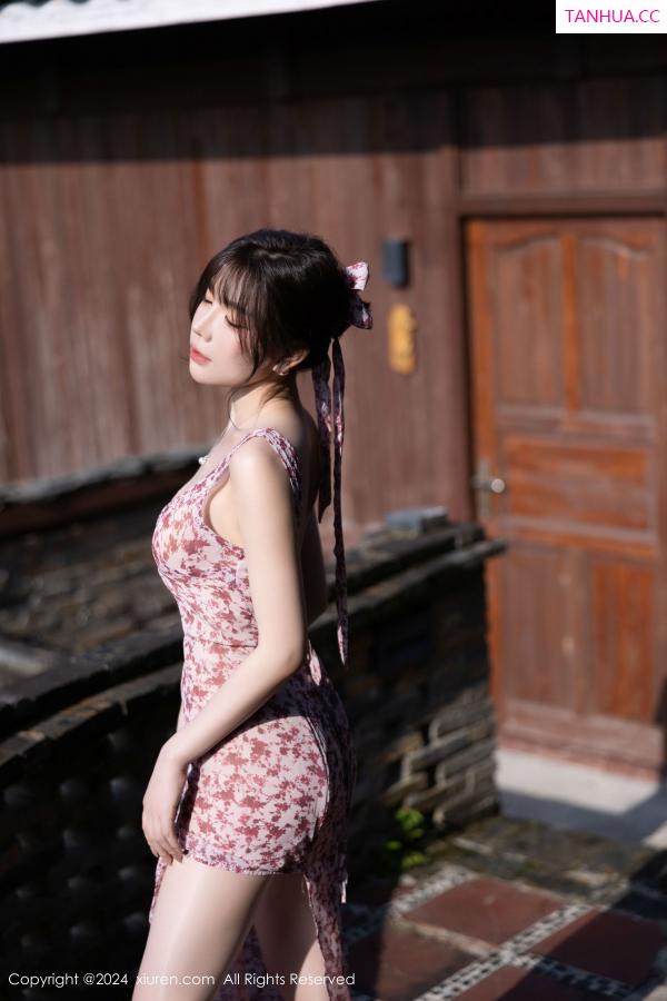 陈芝 芝芝Booty [XiuRen]高清写真图 2024.09.23 No.9195 徐莉芝Booty 美腿黑丝第8张图片
